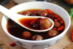 紅棗桂圓枸杞茶有什么功效？喝紅棗桂圓枸杞茶有什么好處？[圖]