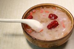 秋季養(yǎng)肺有哪些方法？秋季養(yǎng)肺吃些什么食物好？[圖]