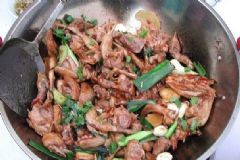 用什么鍋炒菜對(duì)人體健康更有益？炒菜用什么鍋?zhàn)詈茫縖圖]
