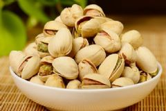 開心果有哪些營(yíng)養(yǎng)功效？吃開心果需要注意什么？[圖]