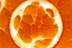 橘子變綠能不能吃？橘子里面變綠了咋回事？[圖]