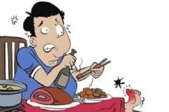 痛風(fēng)的癥狀有什么？要怎么預(yù)防痛風(fēng)？[圖]