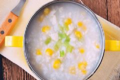 女人吃什么食物對(duì)乳房好？哪些食物對(duì)乳房有害？[圖]