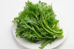 茼蒿有哪些營養(yǎng)功效？食用茼蒿需要注意哪些問題？[多圖]