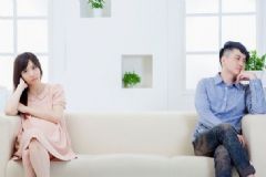 妻子生二胎后患病，丈夫嫌醫(yī)療費(fèi)高起訴要求離婚[多圖]