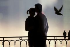 男人出軌怎么挽回老婆？男人出軌被老婆發(fā)現(xiàn)怎么辦？[圖]