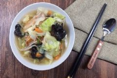 吃什么蔬菜可以美容養(yǎng)顏？美容不能吃什么？[圖]