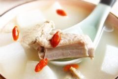 秋季護肺吃哪些食物好？秋季吃什么食物可以潤肺？[圖]