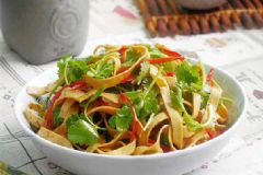 吃香菜有哪些好處呢？香菜有哪些食用禁忌？[圖]
