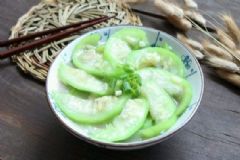 女性吃絲瓜有什么功效？如何選購好絲瓜？[圖]