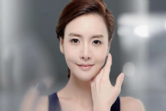 臉上毛孔粗大有黑頭怎么辦？女性臉上有黑頭怎么辦？[圖]