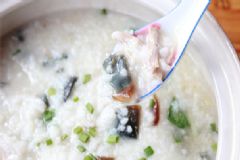 皮蛋瘦肉粥可以降血壓?jiǎn)?？皮蛋瘦肉粥吃了有什么好處？[圖]