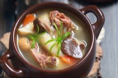 感冒可以喝雞湯么？雞湯的營(yíng)養(yǎng)價(jià)值和功效？[圖]