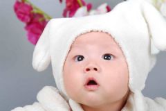 寶寶感冒了要怎樣護(hù)理才好？嬰幼兒發(fā)燒了吃什么有助恢復(fù)？[多圖]