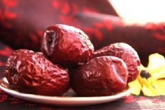 紅棗怎么吃最有營(yíng)養(yǎng)？紅棗不同吃法功效一樣嗎？[圖]