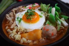 常吃哪些食物易引起胃癌？易致胃癌的壞習(xí)慣有哪些？[圖]