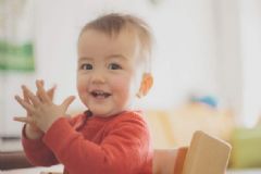 你的親吻會給孩子帶來傷害，鍛煉嬰幼兒腸胃的食物有哪些？[圖]