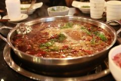 經(jīng)常吃燙的東西會(huì)怎樣？經(jīng)常吃燙的東西對身體有什么影響？[圖]
