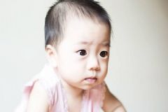 寶寶斷奶要做好哪些準(zhǔn)備？怎樣減少寶寶吃夜奶次數(shù)？[圖]