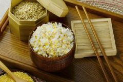 怎么吃頭發(fā)會烏黑濃密？頭發(fā)烏黑濃密吃什么？[圖]
