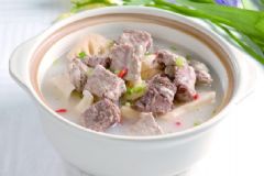 喝骨頭湯補(bǔ)鈣效果好嗎？怎么才能提高鈣的吸收率？[圖]
