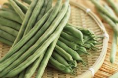 青西紅柿吃了好嗎？沒煮熟的四季豆吃了有什么危害？[圖]