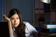 女人排卵期到來的癥狀有哪些？熬夜會(huì)影響女人排卵嗎？[圖]