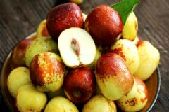 冬棗洗后為什么會(huì)變紅色？怎么樣分辨被泡紅的冬棗？[圖]