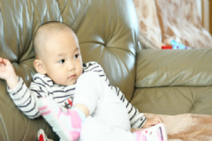 冬天寶寶午睡要注意什么？冬季寶寶錯誤的午休方法有哪些？[圖]
