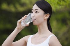 如何減少體內(nèi)黑色素？減少黑色素的食物有哪些？[圖]