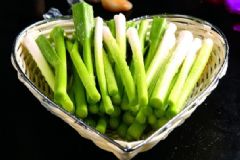 蒜苗會上火嗎？蒜苗和什么不能一起吃？[圖]