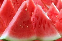 西瓜不能和哪些食物一起吃？西瓜有什么功效和作用？[圖]