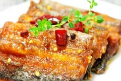 帶魚外面的白膜需要刮掉么？帶魚身上的銀白色東西用刮掉嗎？[圖]