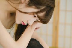 女性長胡子是什么原因引起？女人長胡子吃什么調(diào)理？[多圖]