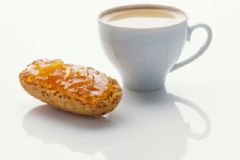 怎樣食用牛奶營(yíng)養(yǎng)價(jià)值高？怎樣喝牛奶最有營(yíng)養(yǎng)？[圖]