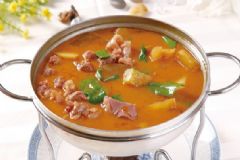 產(chǎn)后吃什么防脫發(fā)？產(chǎn)后掉頭發(fā)吃什么好？[圖]