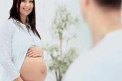 孕婦牙齦腫痛如何緩解？孕期牙齦腫痛吃什么好？[圖]