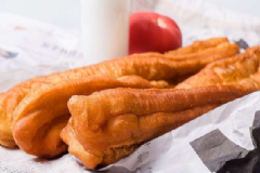 常吃哪幾種食物既健康又養(yǎng)顏？日常要少吃的食物有哪些？[圖]