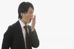 口臭令人尷尬，導(dǎo)致男性出現(xiàn)口臭的7個兇手[圖]