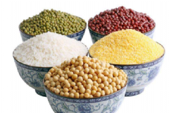 女性受精卵著床后的癥狀有哪些？女性在排卵期吃什么食物好？[圖]