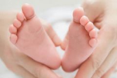 幼兒可以用熱水泡腳嗎？多大孩子可以熱水泡腳？[圖]