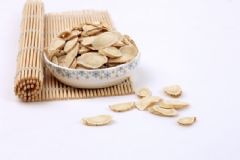 黃芪泡水有什么功效？黃芪泡水喝的禁忌有哪些？[圖]