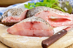 女性哪些癥狀是絕經(jīng)前兆？女性在經(jīng)期吃哪些食物好？[圖]