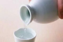 喝白酒前吃什么不容易醉？喝白酒前吃什么解酒？[圖]