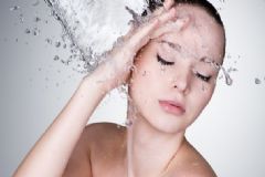 秋季如何補水保濕？秋季補水保濕的方法有哪些？[圖]