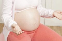 孕晚期恥骨痛應(yīng)該怎么辦？孕吐情況嚴(yán)重要怎么辦？[圖]