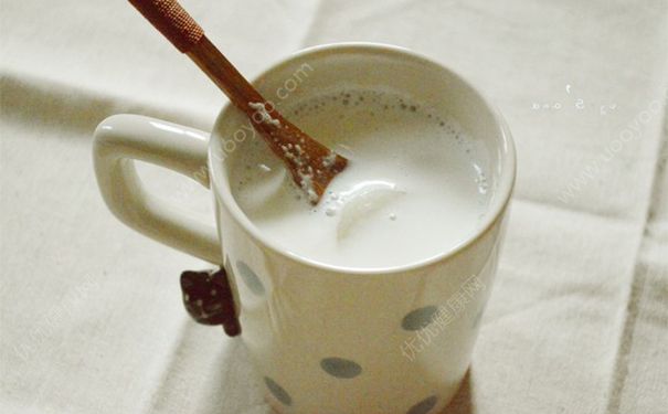 純牛奶和鮮牛奶哪個(gè)好？純牛奶和鮮牛奶的區(qū)別(1)