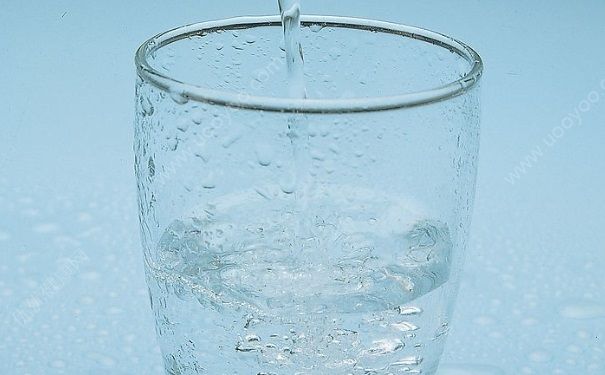 涼開水放多久不能喝？涼開水放久了還能喝嗎？(1)