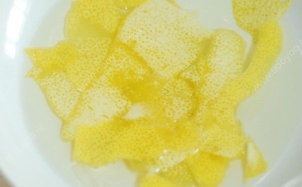 柚子皮熬水喝有什么功效？柚子皮煮水的功效與作用(1)