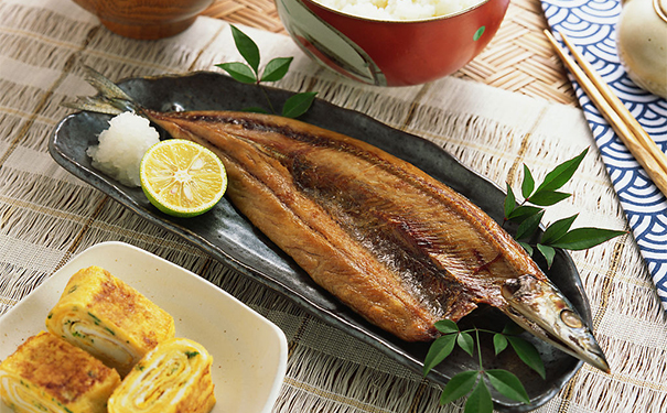吃魚(yú)鱗有害處嗎？吃魚(yú)鱗有什么壞處？(1)
